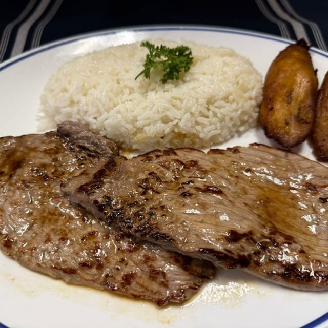 Bistec De Palomilla.